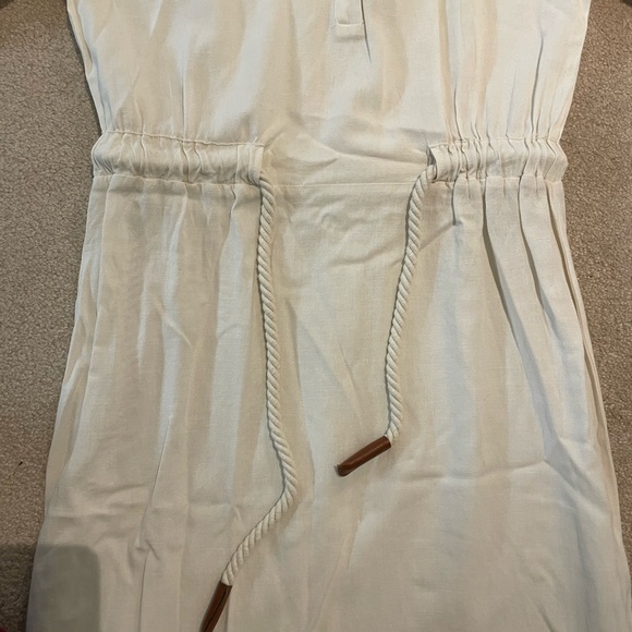White linen midi dress from Zara with rope tie-waist in size medium - Picture 2 of 5